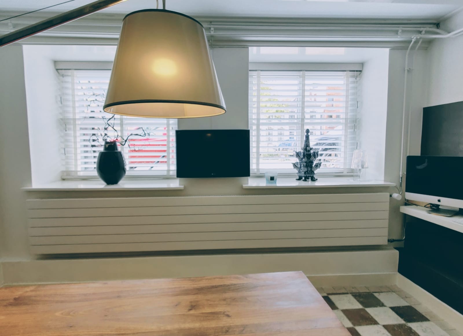 Horizontale lamellen radiator Designradiator.nl levert de mooiste